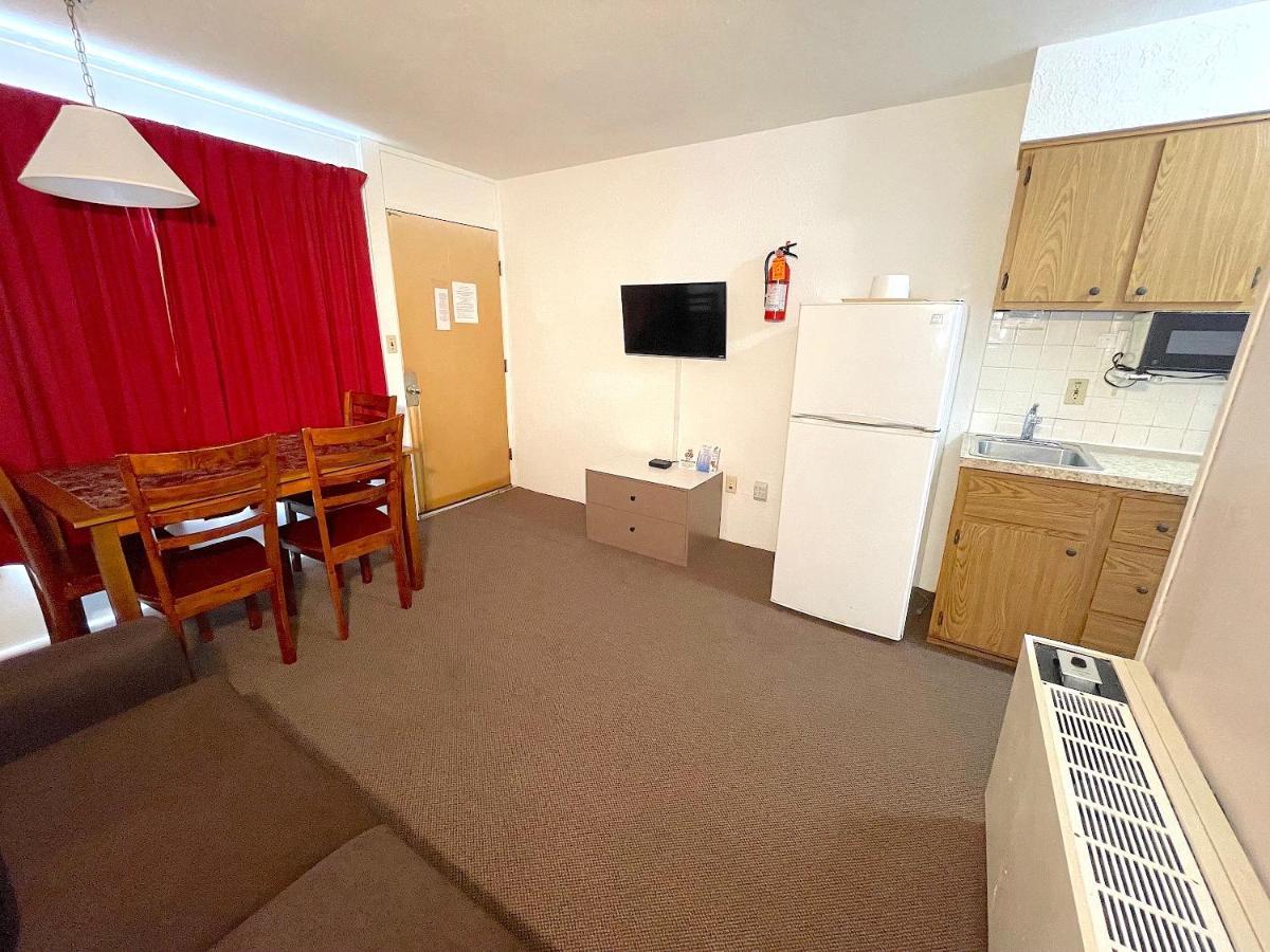 Cardinal Motel ノース・ワイルドウッド エクステリア 写真